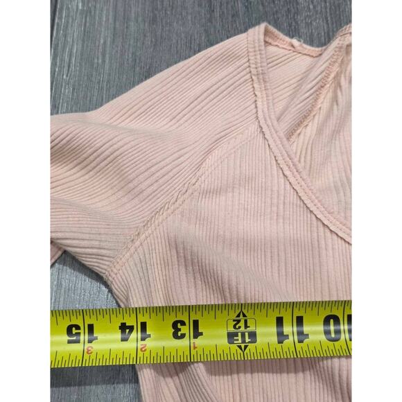 Free People Ribbed Y2K Henley Top Long Sleeve V-neck peach S/P A003779 - Picture 4 of 9